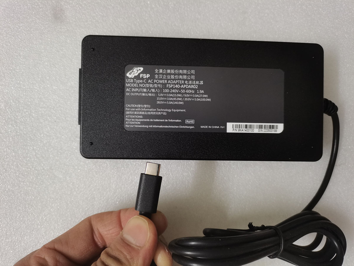 Pc Gaming Msi - Adaptor AC USB Type-C 140W BARU