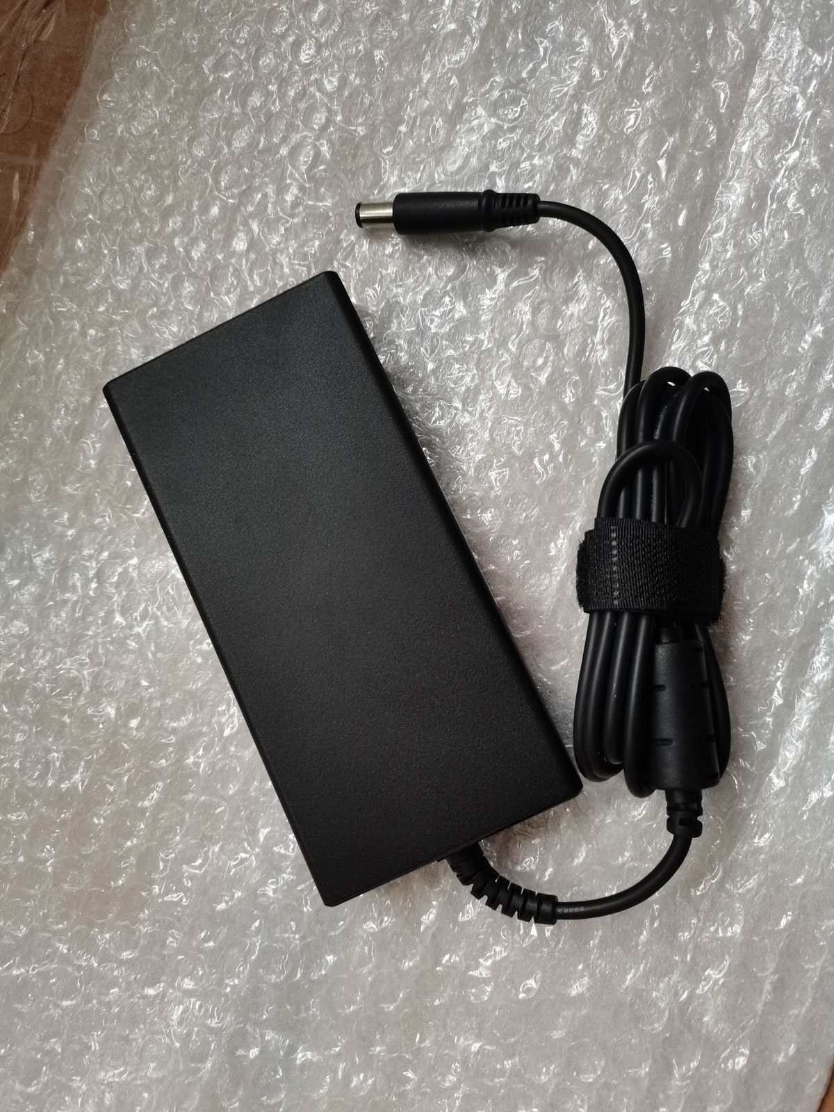 Adaptor AC NEW Slim OEM Delta  - Pc Gaming Msi ulasan dan harga