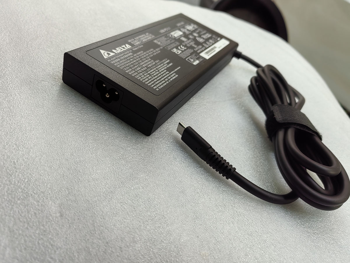 Adaptor AC USB-C USB PD 3.1 OE - Pc Gaming High End ulasan dan harga